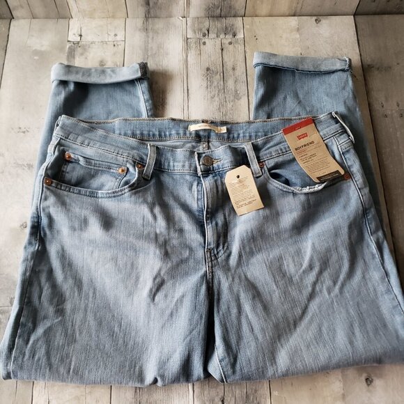 NWT - Levi's Boyfriend Hypersoft Jeans - Size 33x27 - Picture 5 of 6